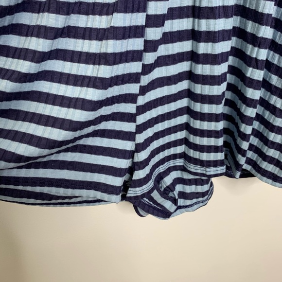 Urban Outfitters blue striped vneck romper - Picture 5 of 8